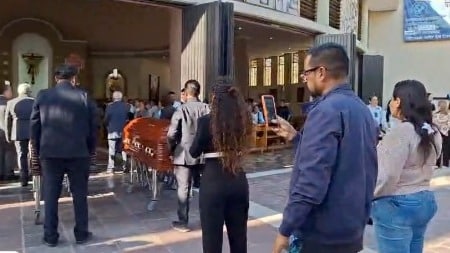 DESPIDEN A POLICÍAS VIALES ASESINADAS EN EL SALTO