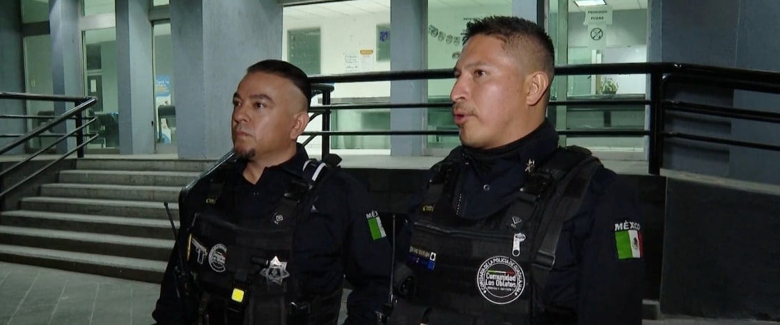 POLICÍAS DE GUADALAJARA SE CONVIERTEN EN HÉROES AL RESCATAR A PAREJA DE LA TERCERA EDAD DE UN INCENDIO