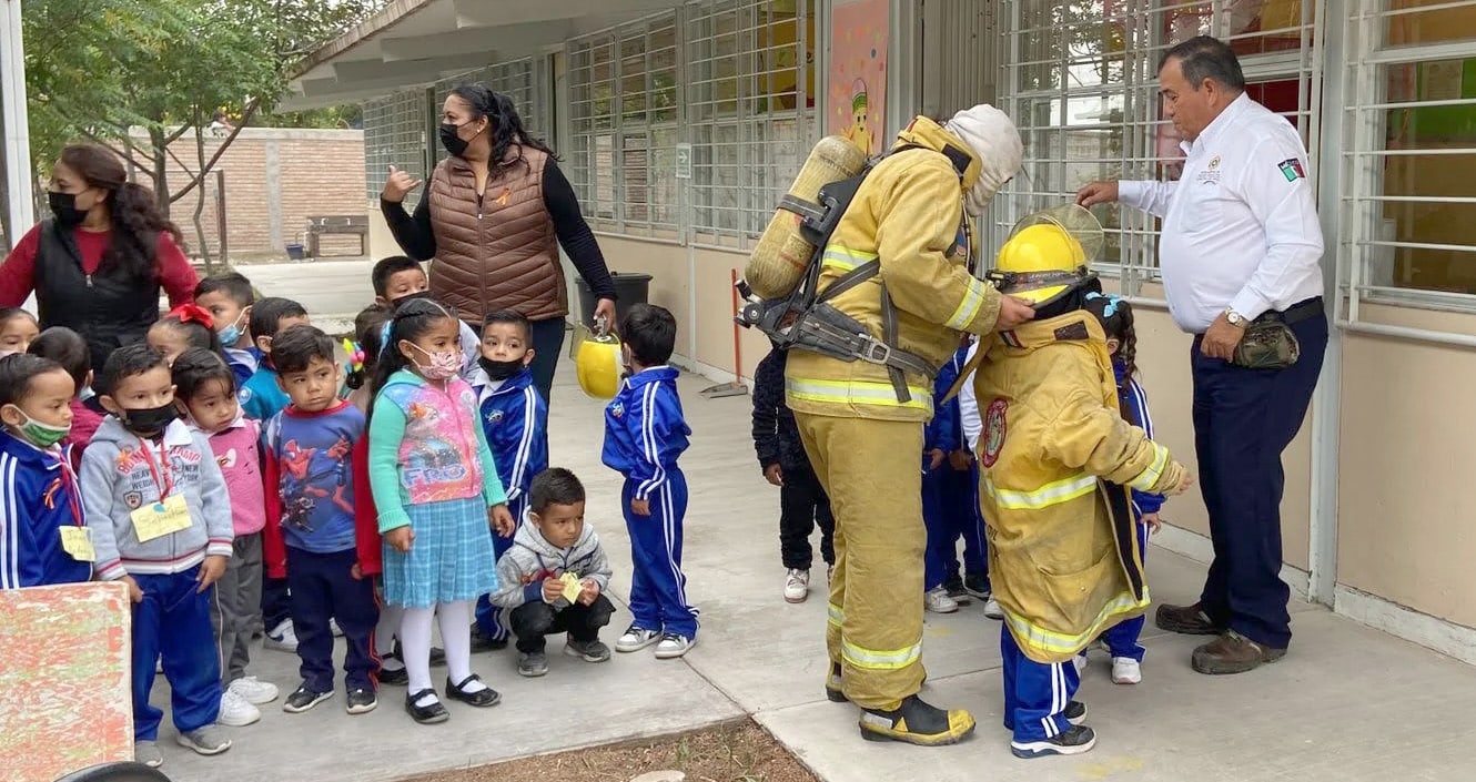 UN LIBRO PARA QUE LOS MÁS PEQUEÑOS DIMENSIONEN LOS RIESGOS DEL FUEGO