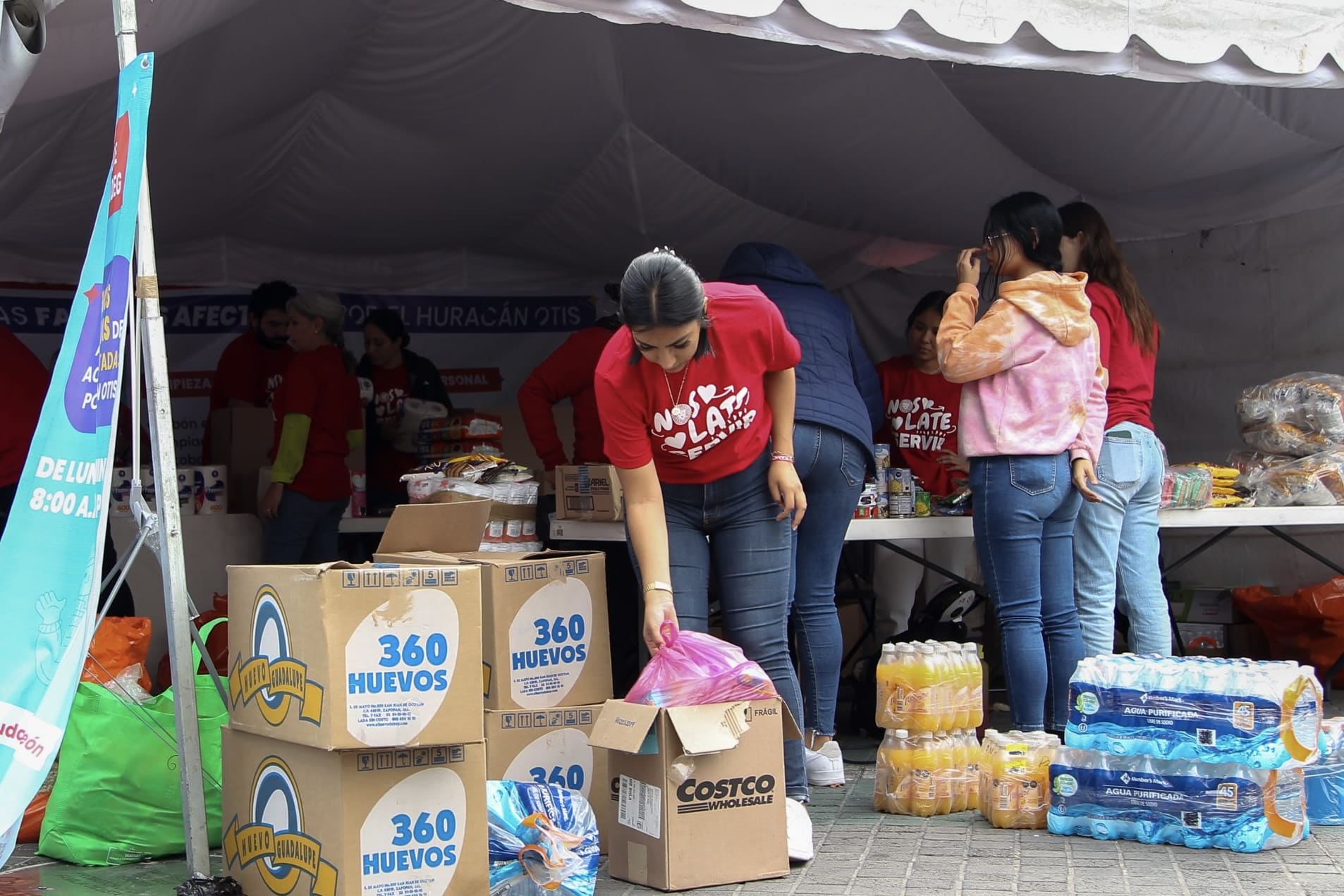 UDEG ABRE CENTRO DE ACOPIO PARA APOYAR A DAMNIFICADOS EN VENEZUELA